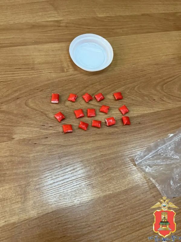 В ТВЕРИ ЗАДЕРЖАЛИ ДВУХ ПРИЕЗЖИХ С МЕТАДОНОМ В ТВЕРИ ЗАДЕРЖАЛИ ДВУХ ПРИЕЗЖИХ С МЕТАДОНОМ