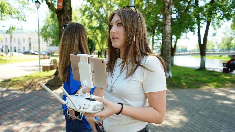 Школьники из Вышнего Волочка снимают фильм о погибшей на СВО землячке Школьники из Вышнего Волочка снимают фильм о погибшей на СВО землячке