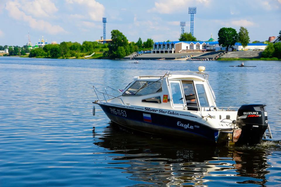 В Твери продолжается патрулирование береговых линий В Твери продолжается патрулирование береговых линий