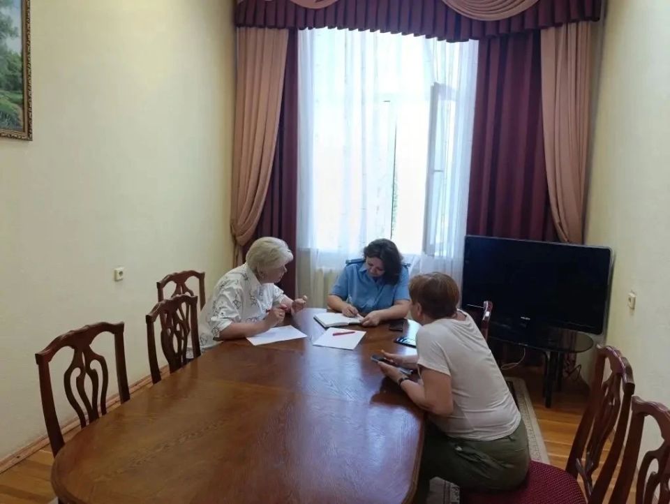 Бологовским межрайонным прокурором Оксаной Михайловой совместно с главой администрации ЗАТО «Озерный» Натальей Яковлевой проведен личный прием граждан Бологовским межрайонным прокурором Оксаной Михайловой совместно с главой администрации ЗАТО «Озерный» Натальей Яковлевой проведен личный прием граждан