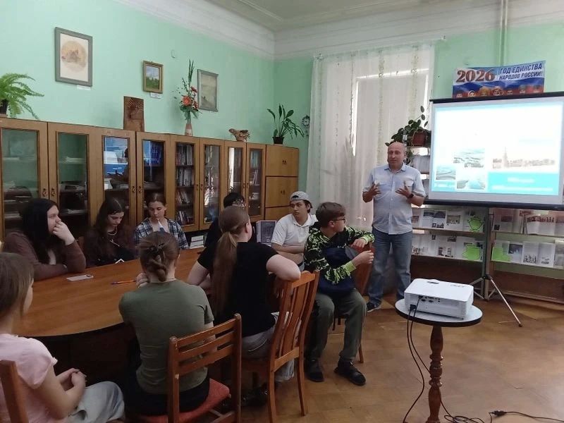 Родина моя – Россия!. . В каждом муниципалитете, в летних оздоровительных лагерях для будущих и молодых избирателей нашей страны избирательные комиссии Тверской области организовали яркие и запоминающиеся праздники... Родина моя – Россия!. . В каждом муниципалитете, в летних оздоровительных лагерях для будущих и молодых избирателей нашей страны избирательные комиссии Тверской области организовали яркие и запоминающиеся праздники...