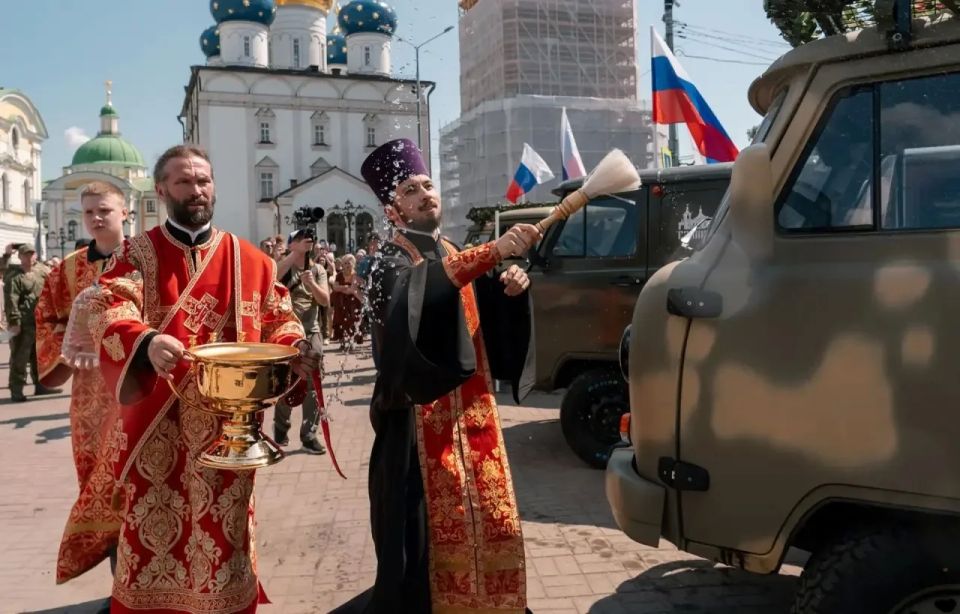 Из Тверской области – на передовую: в зону СВО направлен гуманитарный груз с необходимой бойцам техникой Из Тверской области – на передовую: в зону СВО направлен гуманитарный груз с необходимой бойцам техникой