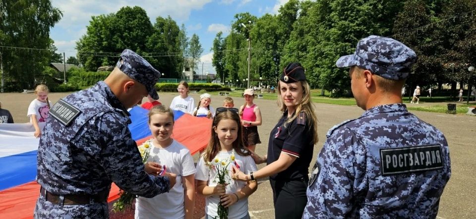 В Западнодвинском муниципальном округе прошло праздничное мероприятие, посвященное Дню России В Западнодвинском муниципальном округе прошло праздничное мероприятие, посвященное Дню России