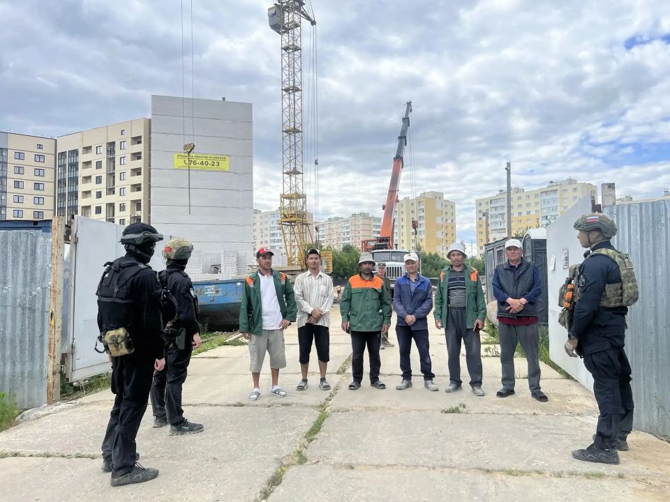 В Тверской области полицейские подвели итоги первого этапа комплексной оперативно-профилактической операции «Нелегал Трафик» В Тверской области полицейские подвели итоги первого этапа комплексной оперативно-профилактической операции «Нелегал Трафик»