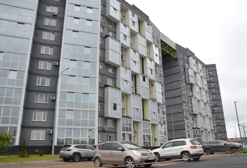 Во всех районах города продолжаются работы по благоустройству дворов Во всех районах города продолжаются работы по благоустройству дворов