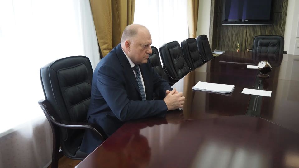 Председатель ЗСТО Сергей Голубев и сенатор РФ, заместитель председателя комитета СФ по науке, образованию и культуре Людмила Скаковская в рамках рабочей встречи обсудили актуальные вопросы межпарламентского взаимодействия... Председатель ЗСТО Сергей Голубев и сенатор РФ, заместитель председателя комитета СФ по науке, образованию и культуре Людмила Скаковская в рамках рабочей встречи обсудили актуальные вопросы межпарламентского взаимодействия...