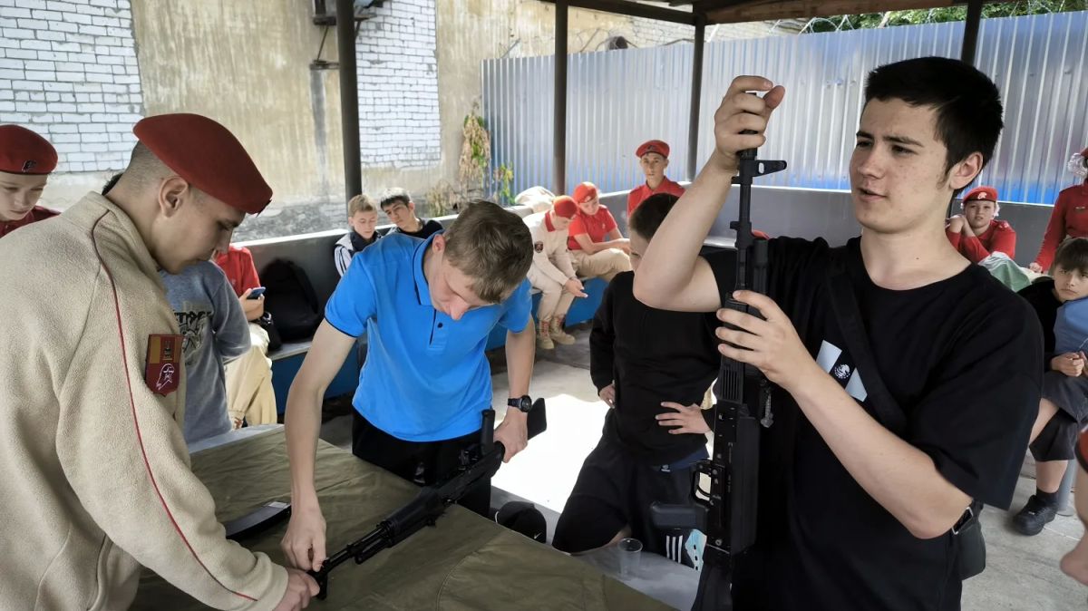 В Твери завершился образовательно-спортивный марафон для подростков, организованный сотрудниками регионального ЦВСНП В Твери завершился образовательно-спортивный марафон для подростков, организованный сотрудниками регионального ЦВСНП