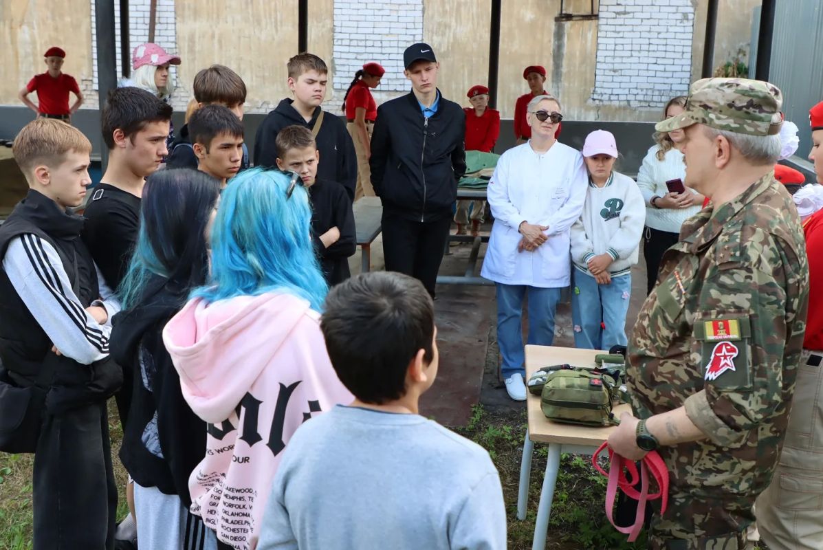 В Твери завершился образовательно-спортивный марафон для подростков, организованный сотрудниками регионального ЦВСНП В Твери завершился образовательно-спортивный марафон для подростков, организованный сотрудниками регионального ЦВСНП