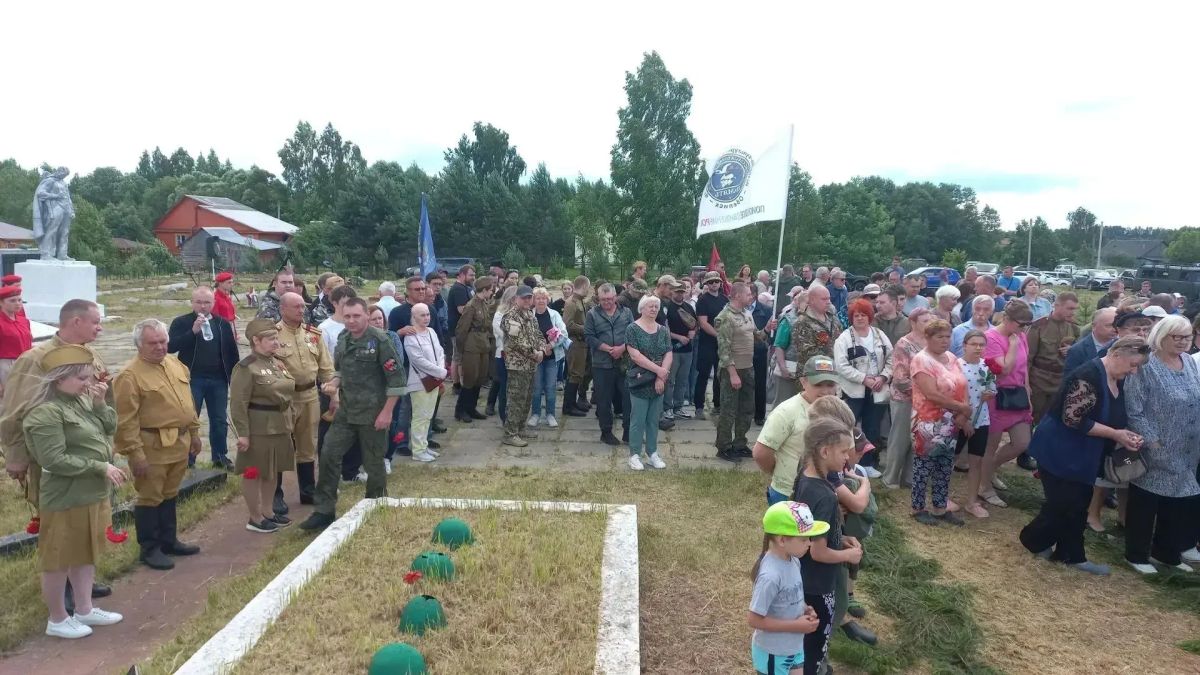 В муниципалитетах Верхневолжья прошли приуроченные ко Дню памяти и скорби торжественные церемонии перезахоронения советских воинов, найденных в 2025–2026 годах во время поисковых экспедиций В муниципалитетах Верхневолжья прошли приуроченные ко Дню памяти и скорби торжественные церемонии перезахоронения советских воинов, найденных в 2025–2026 годах во время поисковых экспедиций