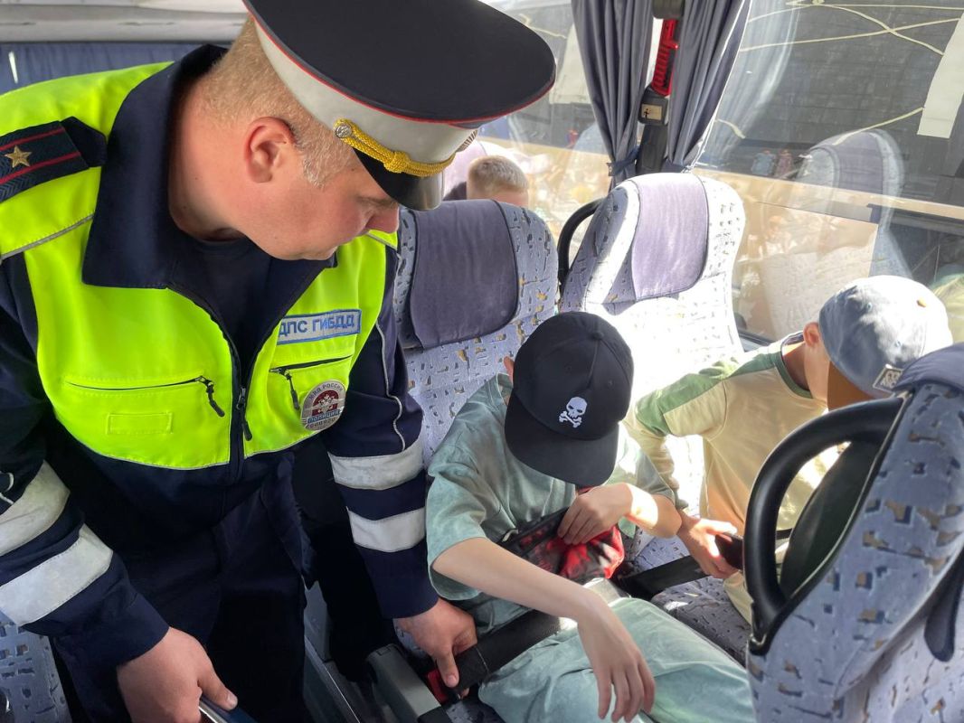 23 и 24 июня тверские автобусы со школьниками отправились в загородные лагеря во вторую смену 23 и 24 июня тверские автобусы со школьниками отправились в загородные лагеря во вторую смену