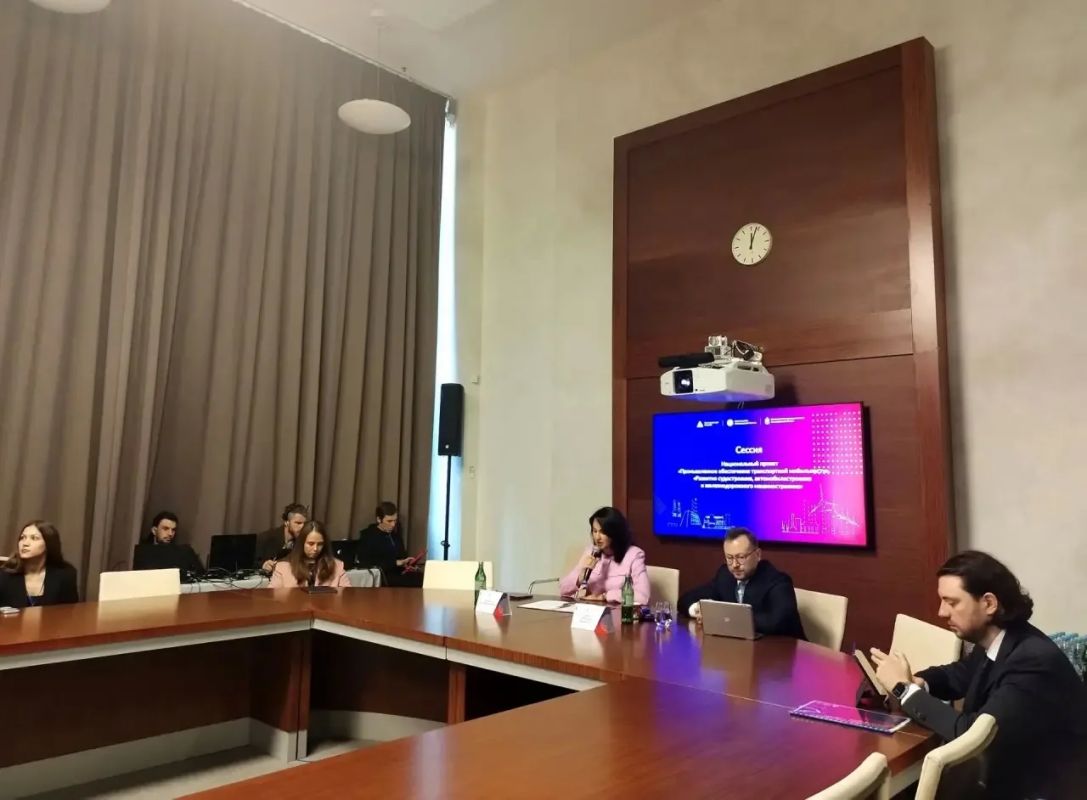 Стартовала выездная стажировка по программе «Федеральная практика» в Северо-Западном федеральном округе Стартовала выездная стажировка по программе «Федеральная практика» в Северо-Западном федеральном округе