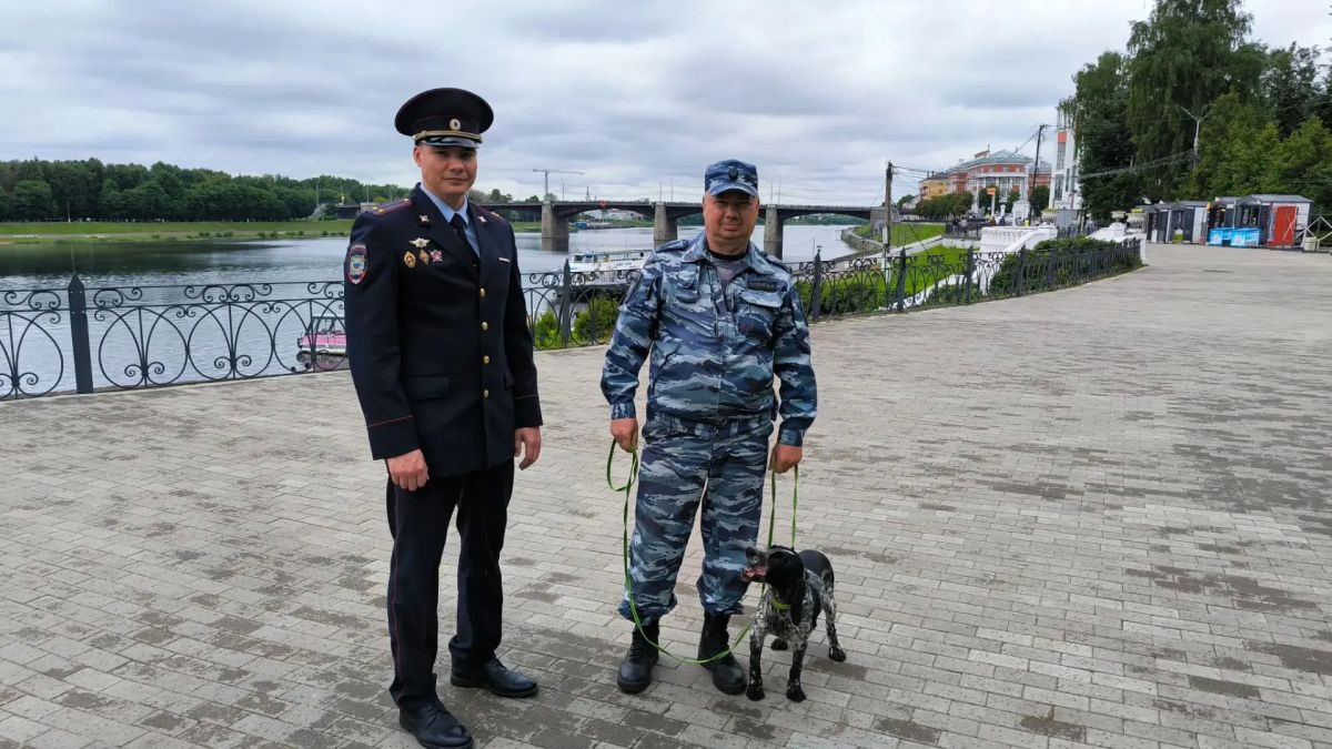Тверичан, желающих защищать правопорядок, пригласили на службу в органы внутренних дел Тверичан, желающих защищать правопорядок, пригласили на службу в органы внутренних дел