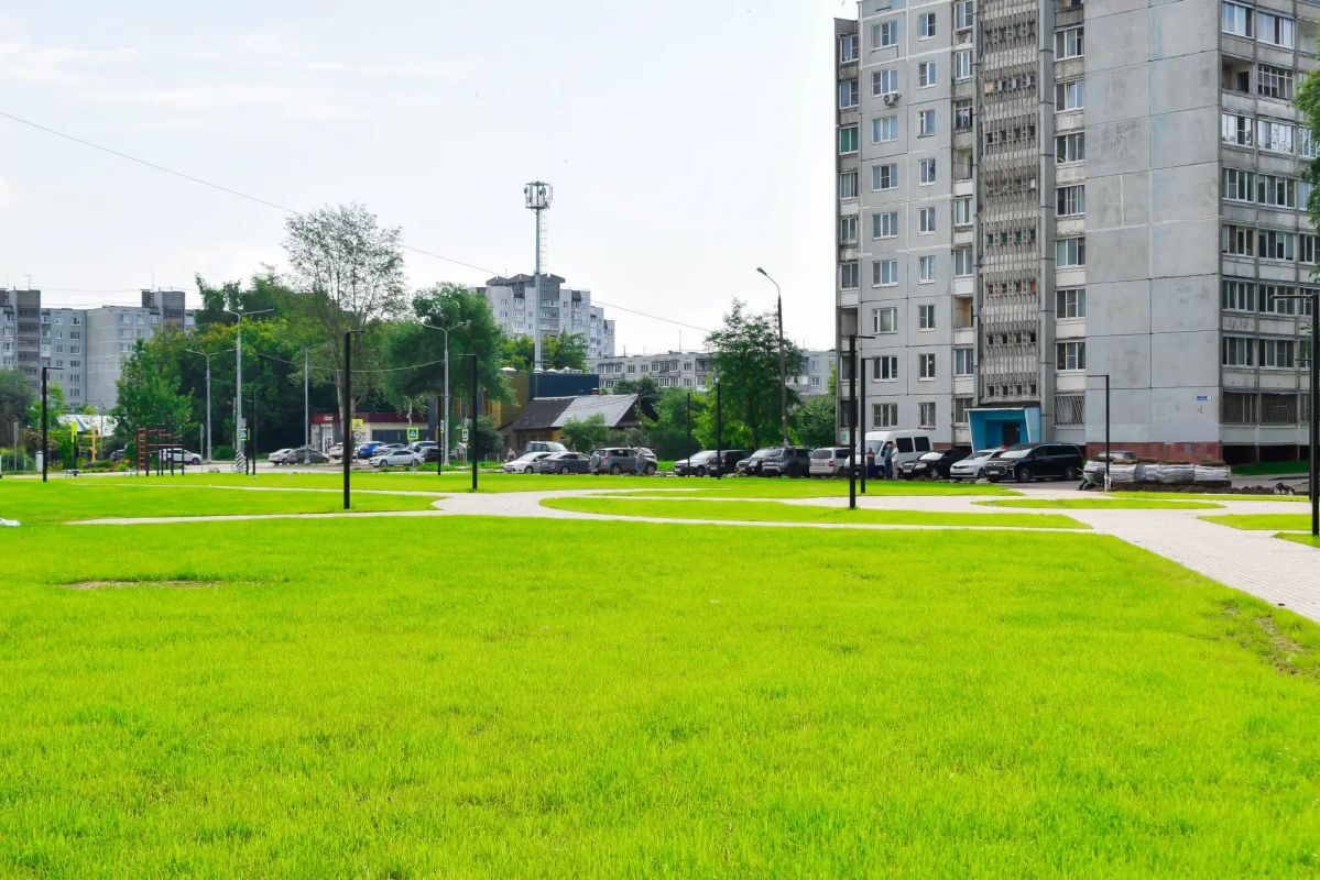 Завершается строительство сквера на улице Артюхиной Завершается строительство сквера на улице Артюхиной
