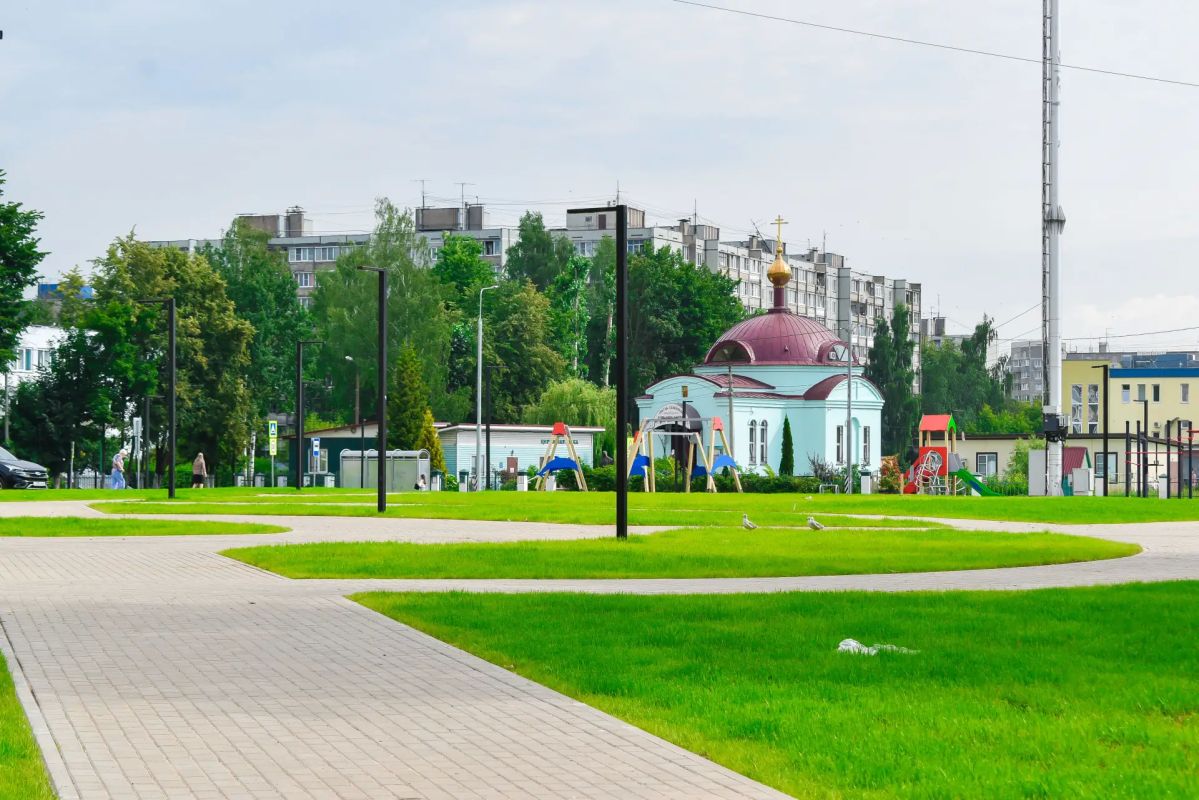 Завершается строительство сквера на улице Артюхиной Завершается строительство сквера на улице Артюхиной