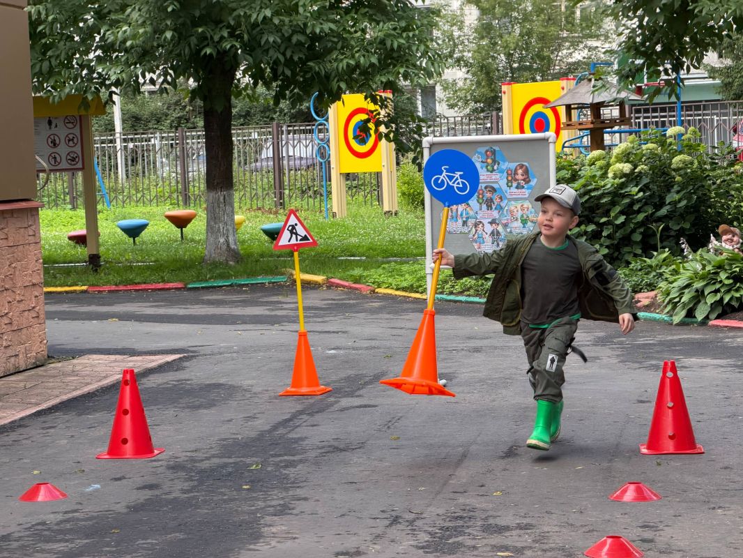 День безопасности в детском саду N62 города Твери День безопасности в детском саду N62 города Твери