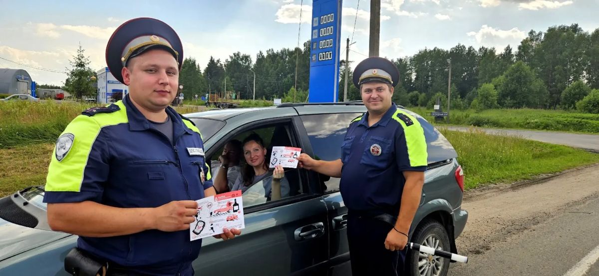 Западнодвинские автоинспекторы провели профилактическую акцию «Безопасность на ФАД» Западнодвинские автоинспекторы провели профилактическую акцию «Безопасность на ФАД»