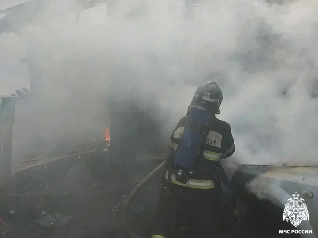Пожар в Калининском округе Пожар в Калининском округе