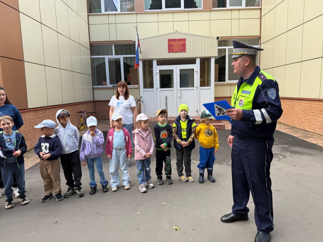 День безопасности в детском саду N62 города Твери День безопасности в детском саду N62 города Твери