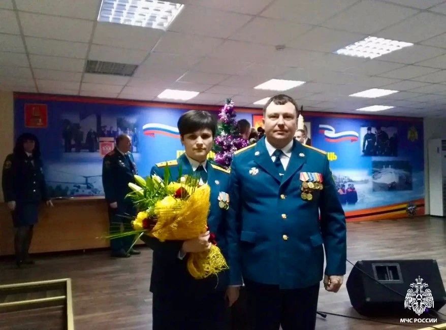 Семья — это надежный тыл, который помогает сохранять силы и уверенность даже в самых сложных ситуациях Семья — это надежный тыл, который помогает сохранять силы и уверенность даже в самых сложных ситуациях