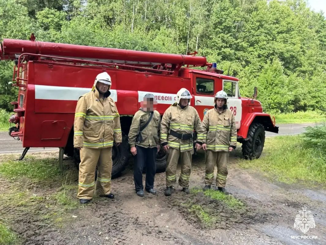 Вчера в Жарковском МО сотрудники 28пожарно-спасательной части при помощи сирены помогли выйти из леса потерявшемуся грибнику