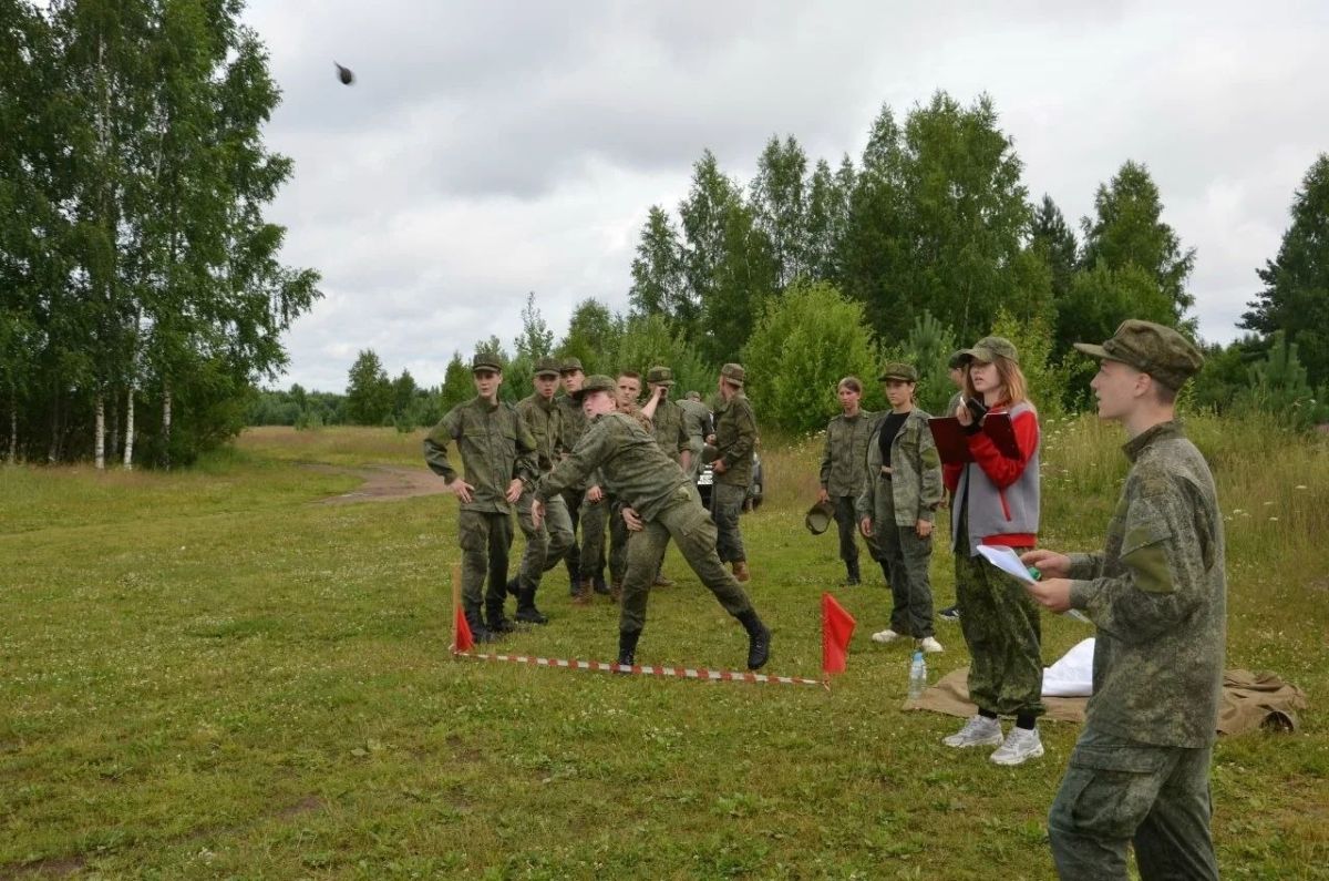 Воспитанники тверского ВПК ДП «Сириус» завоевали серебро в финале «Орленка» Воспитанники тверского ВПК ДП «Сириус» завоевали серебро в финале «Орленка»