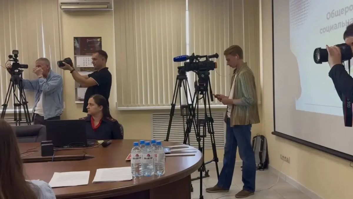 В Тверской области стартовала социальная кампания, посвященная безопасности на перекрестках В Тверской области стартовала социальная кампания, посвященная безопасности на перекрестках