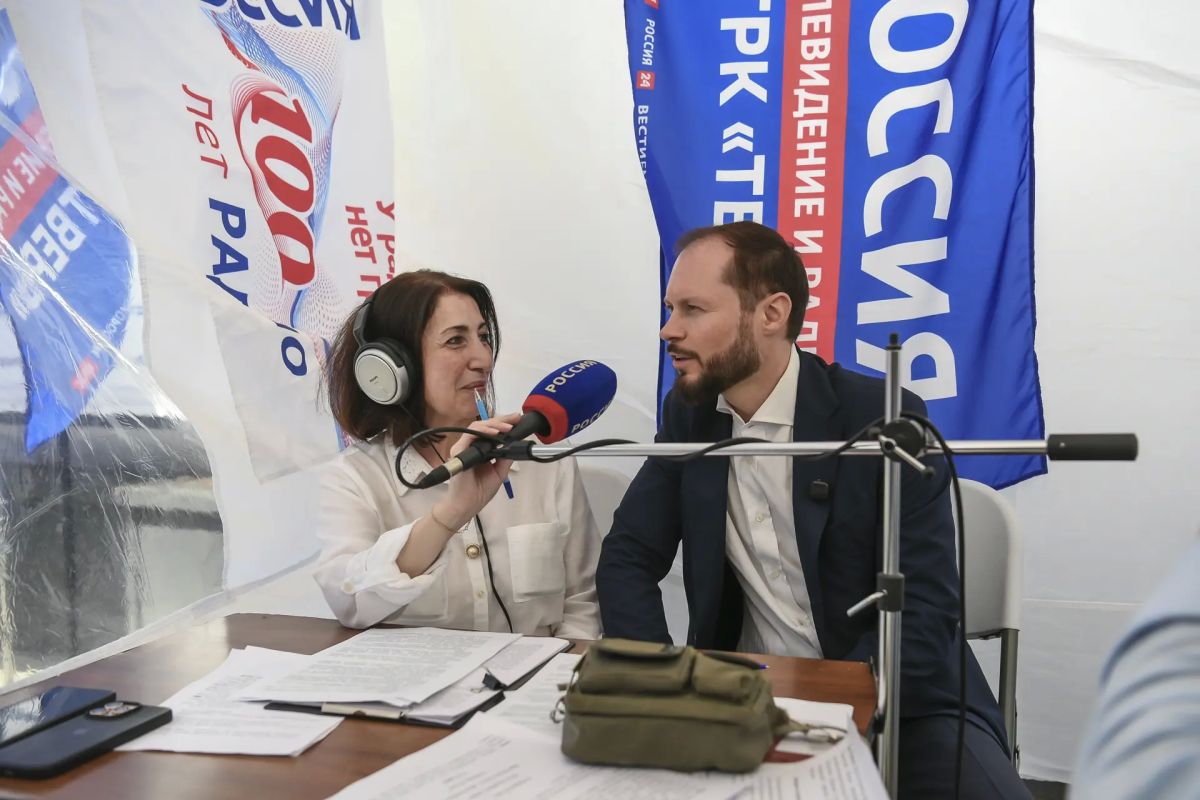 Виталий Королев: День города в Твери – и погода отличная! Праздник получается ярким, насыщенным, живым и по-настоящему семейным Виталий Королев: День города в Твери – и погода отличная! Праздник получается ярким, насыщенным, живым и по-настоящему семейным