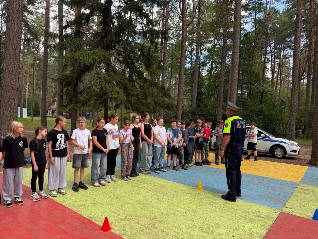 В загородном оздоровительном лагере «Ровеснике» прошел турнир по пешеходной грамотности В загородном оздоровительном лагере «Ровеснике» прошел турнир по пешеходной грамотности