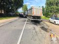 Сегодня сотрудники 22ПСЧ ликвидировали последствия ДТП в районе населенного пункта Сырцевка Бежецкого МО, где произошло столкновение легковой и грузовой автомобилей