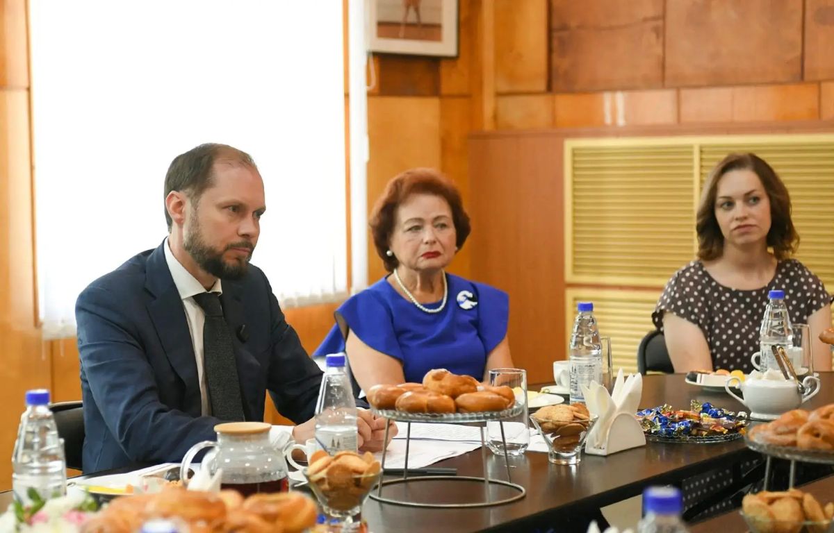 Виталий Королев на встрече с жителями Кувшиновского округа рассказал о принятых решениях Виталий Королев на встрече с жителями Кувшиновского округа рассказал о принятых решениях