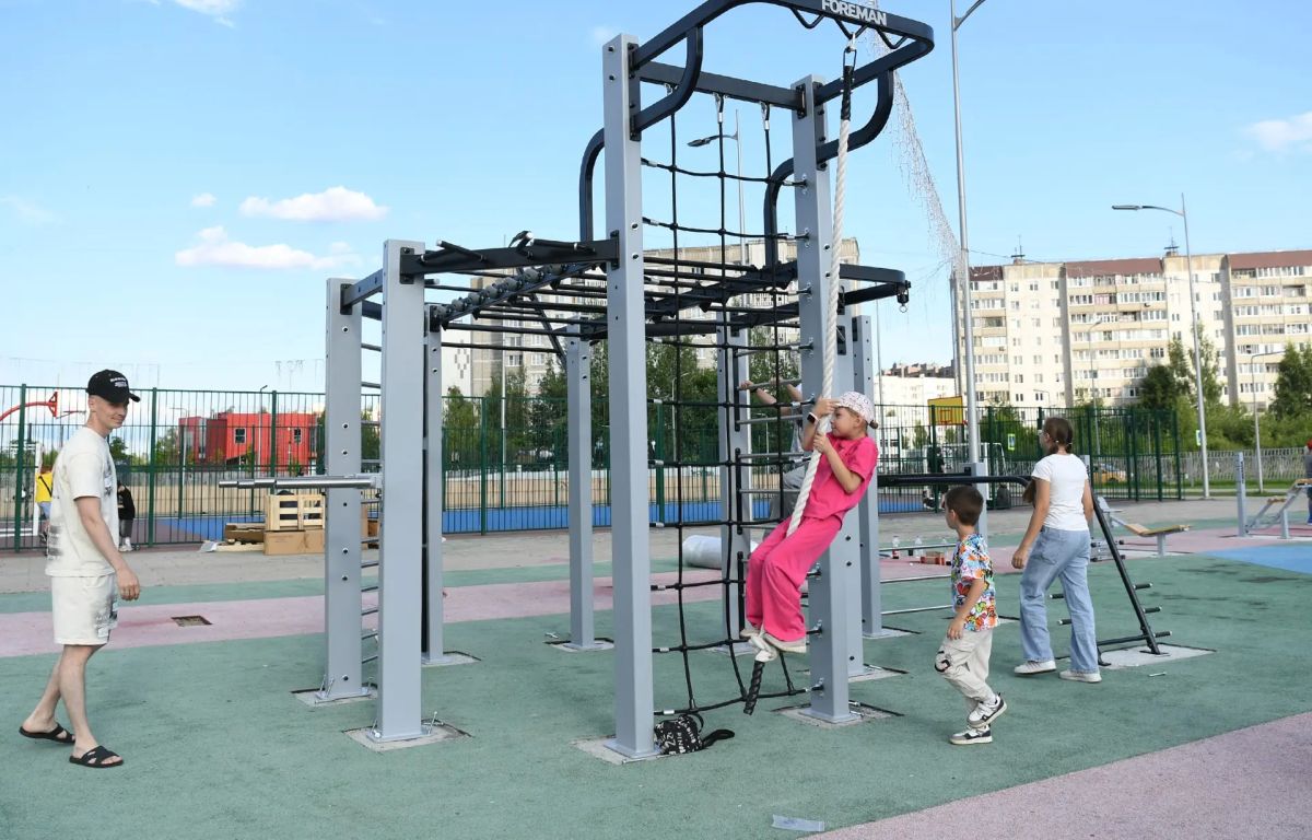 Виталий Королев: В Твери, в сквере на улице Можайского, открылась современная спортивная площадка! Виталий Королев: В Твери, в сквере на улице Можайского, открылась современная спортивная площадка!