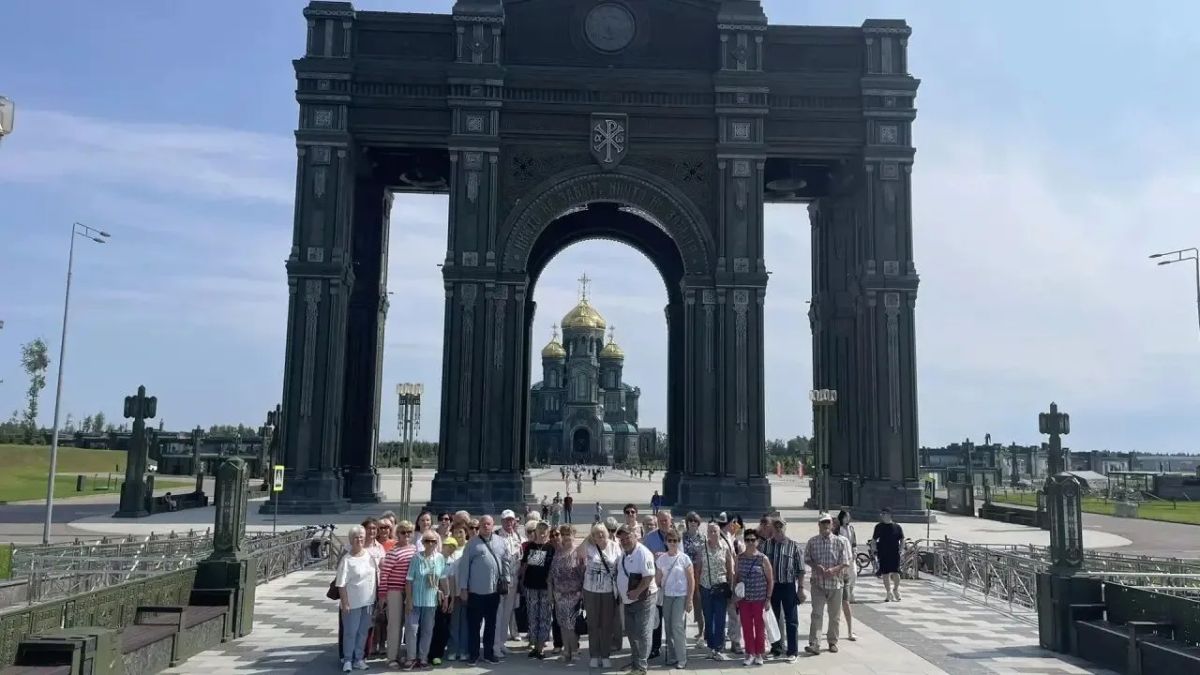 ТВЕРСКИЕ ВЕТЕРАНЫ ОРГАНОВ ВНУТРЕННИХ ДЕЛ ПОСЕТИЛИ ПАРК «ПАТРИОТ» ТВЕРСКИЕ ВЕТЕРАНЫ ОРГАНОВ ВНУТРЕННИХ ДЕЛ ПОСЕТИЛИ ПАРК «ПАТРИОТ»