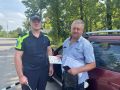 В Старице сотрудники Госавтоинспекции и их юные помощники провели акцию «Водитель, соблюдай ПДД»