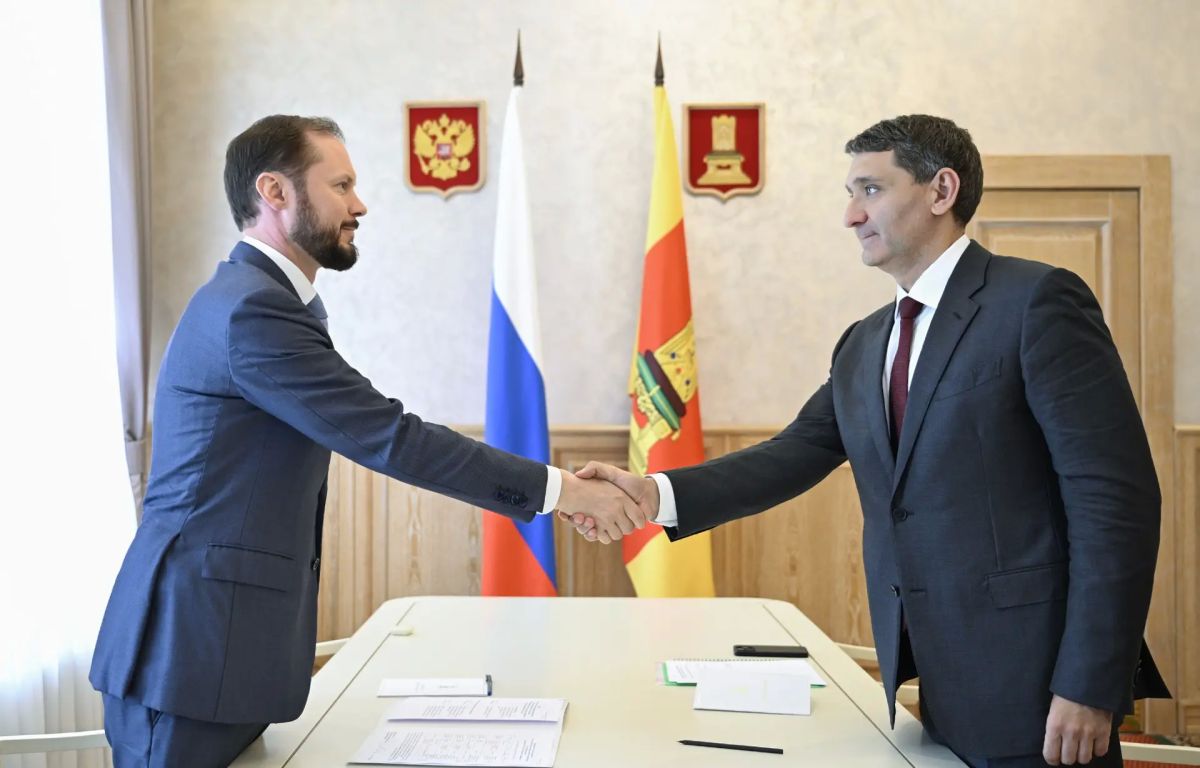 Виталий Королев: Продолжаем укреплять сотрудничество с компанией «Россети» – нашим ключевым партнёром в развитии электросетевого хозяйства