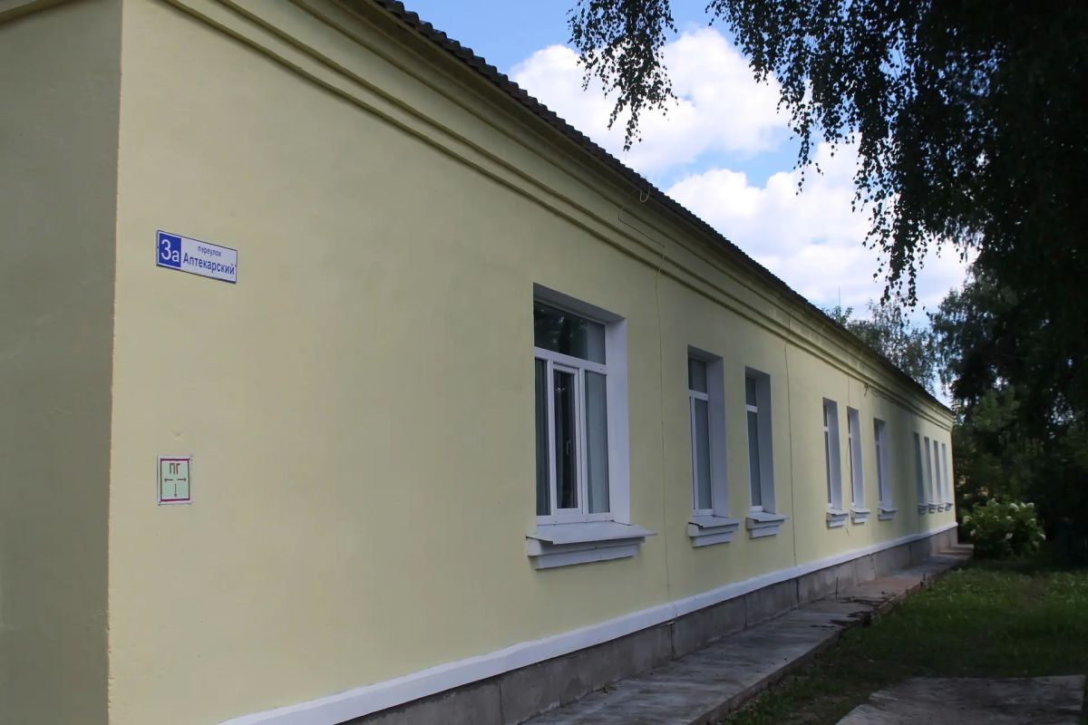 Председатель Заксобрания Тверской области Сергей Голубев ознакомился с ходом подготовки школ и детсадов Старицкого округа к началу учебного года Председатель Заксобрания Тверской области Сергей Голубев ознакомился с ходом подготовки школ и детсадов Старицкого округа к началу учебного года