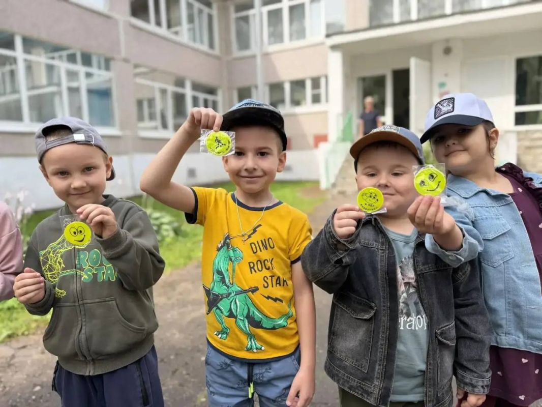 «Я соблюдаю ПДД!»: тверские автоинспекторы устроили дорожный праздник для малышей из детского сада № 55 «Я соблюдаю ПДД!»: тверские автоинспекторы устроили дорожный праздник для малышей из детского сада № 55