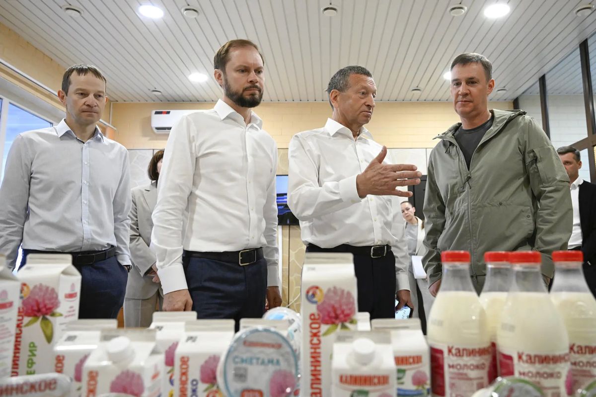 Виталий Королев: Сегодня в Твери работаем вместе с Заместителем Председателя Правительства РФ Дмитрием Николаевичем Патрушевым Виталий Королев: Сегодня в Твери работаем вместе с Заместителем Председателя Правительства РФ Дмитрием Николаевичем Патрушевым