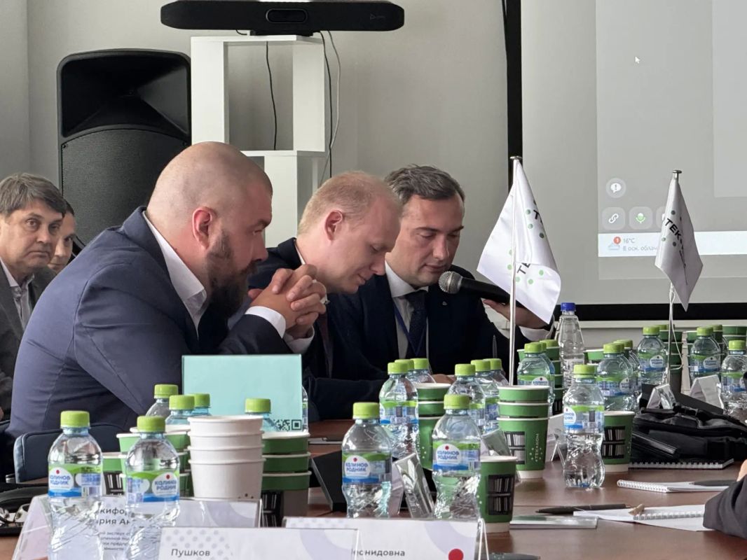 Тверские предприятия ГК КСК, «ТекКом Производство», «ГЕРС Технолоджи» и «Мир Хобби - Производство» стали площадками сессий, посвященных развитию важных отраслей промышленности Тверские предприятия ГК КСК, «ТекКом Производство», «ГЕРС Технолоджи» и «Мир Хобби - Производство» стали площадками сессий, посвященных развитию важных отраслей промышленности
