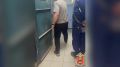 По горячим следам: в Твери патрульные полицейские задержали злоумышленника, напавшего с ножом на тверичанина