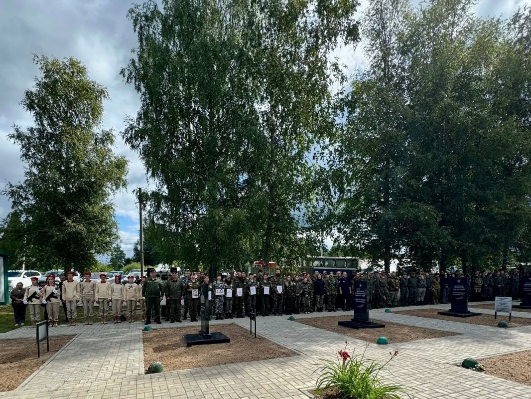 В Бельском муниципальном округе прошёл митинг, посвящённый перезахоронению останков воинов, погибших на территории района в годы Великой Отечественной войны В Бельском муниципальном округе прошёл митинг, посвящённый перезахоронению останков воинов, погибших на территории района в годы Великой Отечественной войны