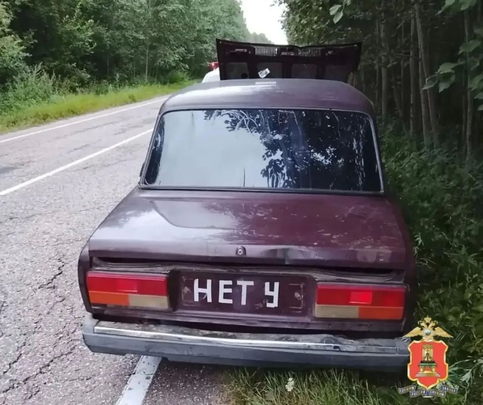 В Тверской области несовершеннолетний водитель на машине без номеров пытался удрать от полиции В Тверской области несовершеннолетний водитель на машине без номеров пытался удрать от полиции