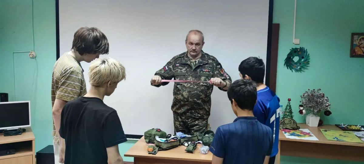 В Твери полицейские и общественники провели познавательное мероприятие на базе ЦВСНП
