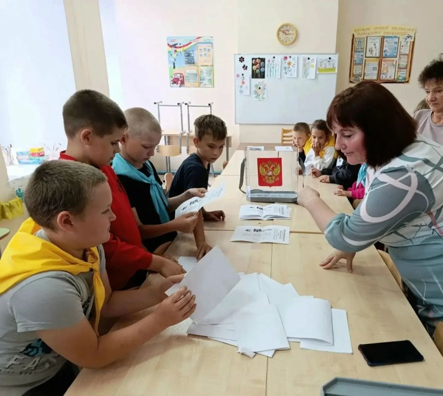 Формируем правовую культуру будущих избирателей: летние активности в муниципальных округах Тверской области Формируем правовую культуру будущих избирателей: летние активности в муниципальных округах Тверской области
