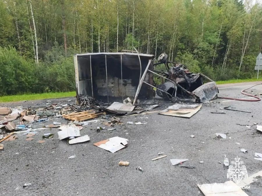В Калининском округе произошло страшное ДТП с погибшим В Калининском округе произошло страшное ДТП с погибшим