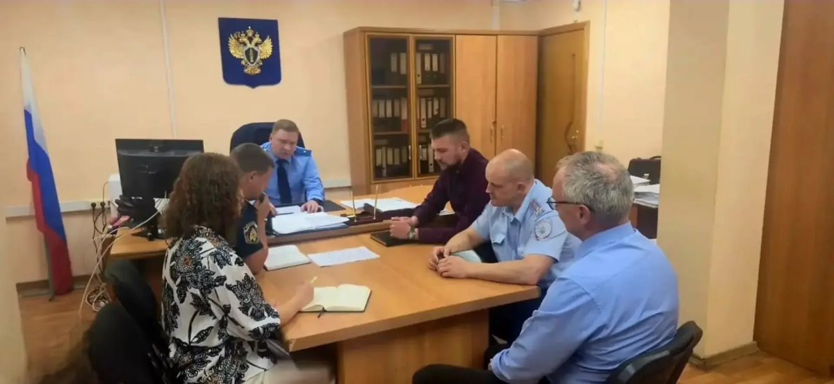 Под председательством Конаковского межрайонного прокурора Сергея Ершова состоялось межведомственное совещание, посвящённое вопросам подготовки к проведению предстоящих выборов