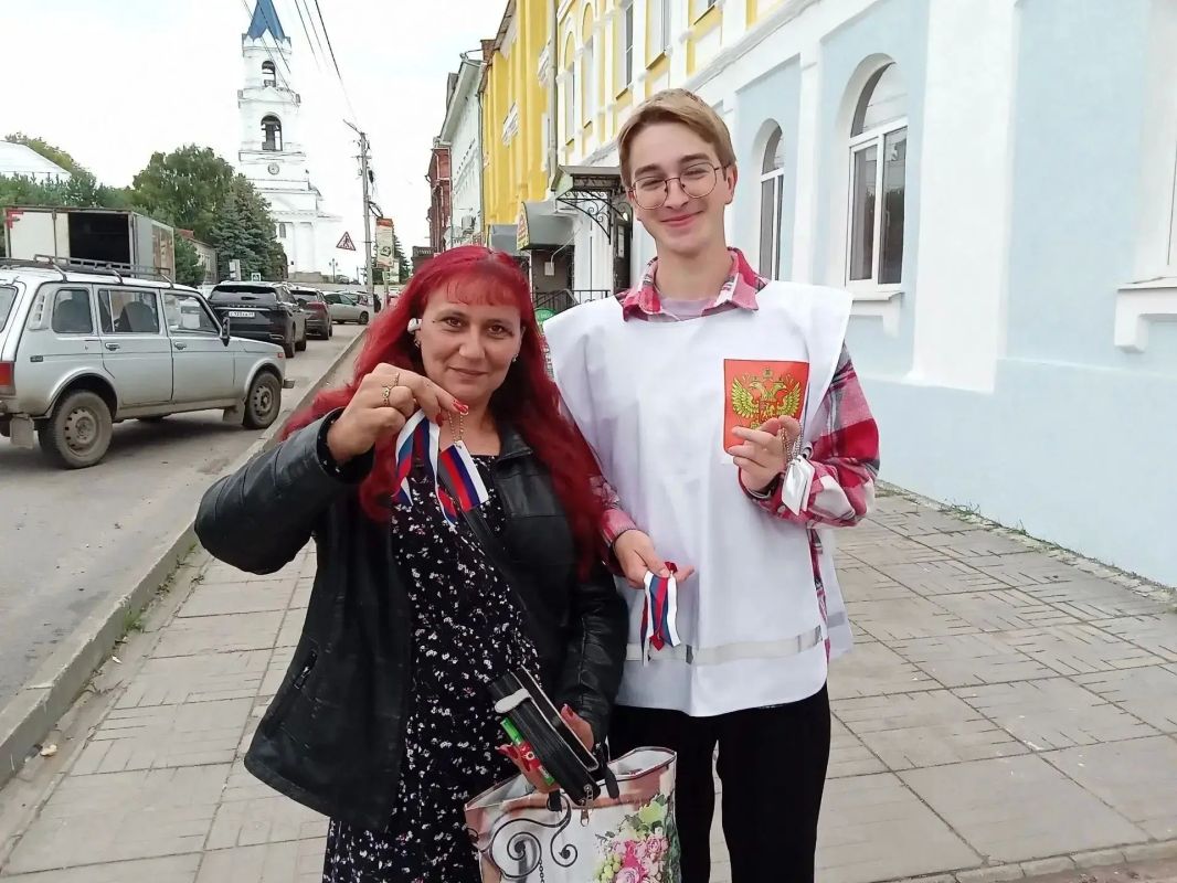 В муниципалитетах Тверской области поздравляют с праздником земляков В муниципалитетах Тверской области поздравляют с праздником земляков