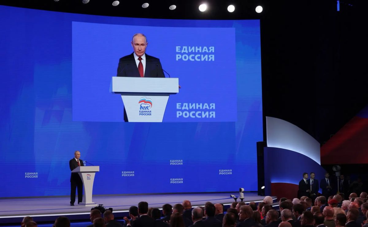 Виталий Королев: Сегодня работал на XXIII съезде «Единой России» Виталий Королев: Сегодня работал на XXIII съезде «Единой России»