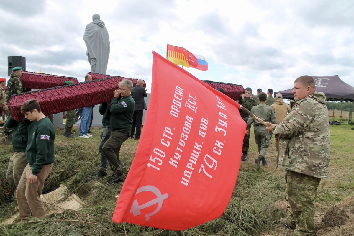 Председатель Законодательного Собрания Сергей Голубев провел рабочую поездку в Зубцовский округ Председатель Законодательного Собрания Сергей Голубев провел рабочую поездку в Зубцовский округ