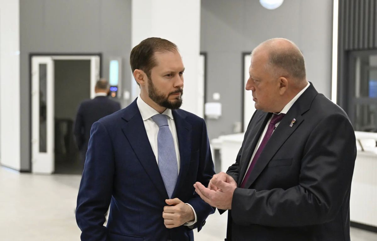 Виталий Королев: Программы «Единой России» на выборах Губернатора и Заксобрания Тверской области - это конкретный план действий по решению чувствительных для людей вопросов Виталий Королев: Программы «Единой России» на выборах Губернатора и Заксобрания Тверской области - это конкретный план действий по решению чувствительных для людей вопросов