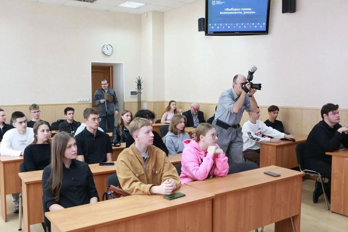 Студенческий ИнформУИК: встречи в высших учебных заведениях Тверской области Студенческий ИнформУИК: встречи в высших учебных заведениях Тверской области